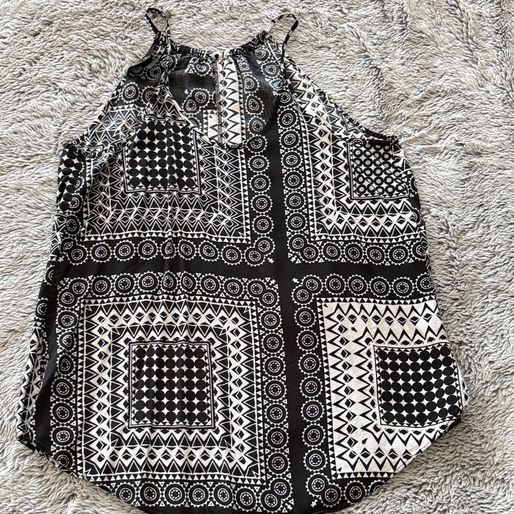 BCX Black & White Geometric Halter Camisole